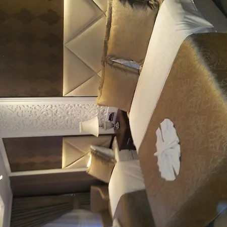 Hotel Black Bird Thermal & 4*