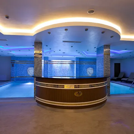 Hotel Black Bird Thermal &