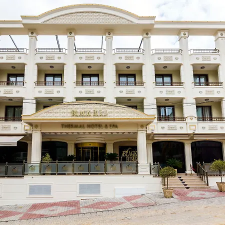 Hotel Black Bird Thermal &