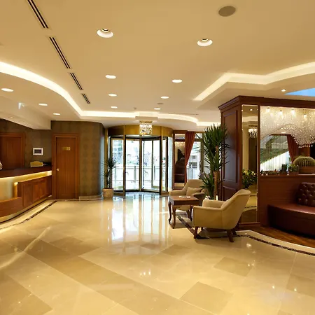 Hotel Black Bird Thermal & 4*