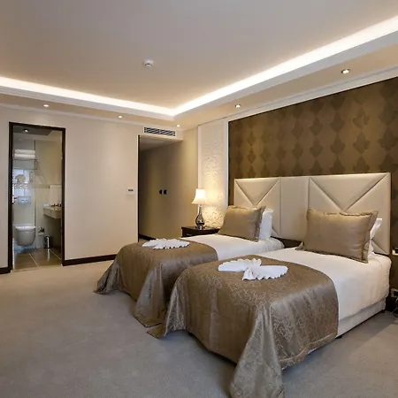 Hotel Black Bird Thermal &