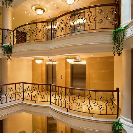 Hotel Black Bird Thermal &